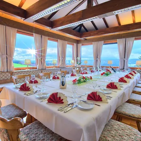 فندق Jufa Schwarzwald 3*