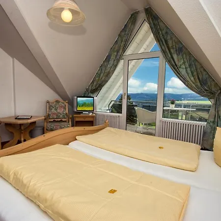 Jufa Schwarzwald فندق لينزكريش